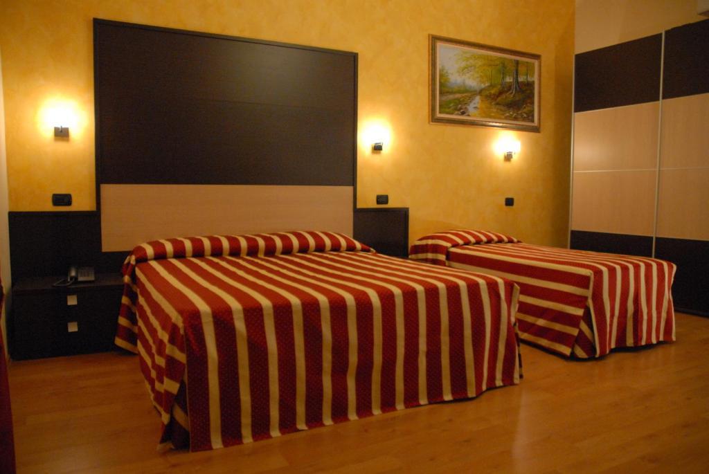 Hotel Iacone Chieti Room photo