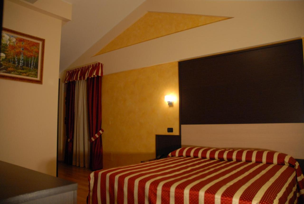 Hotel Iacone Chieti Exterior photo