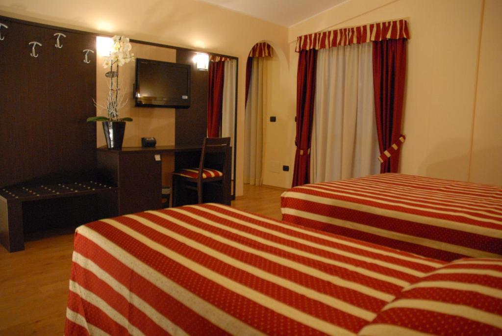 Hotel Iacone Chieti Exterior photo